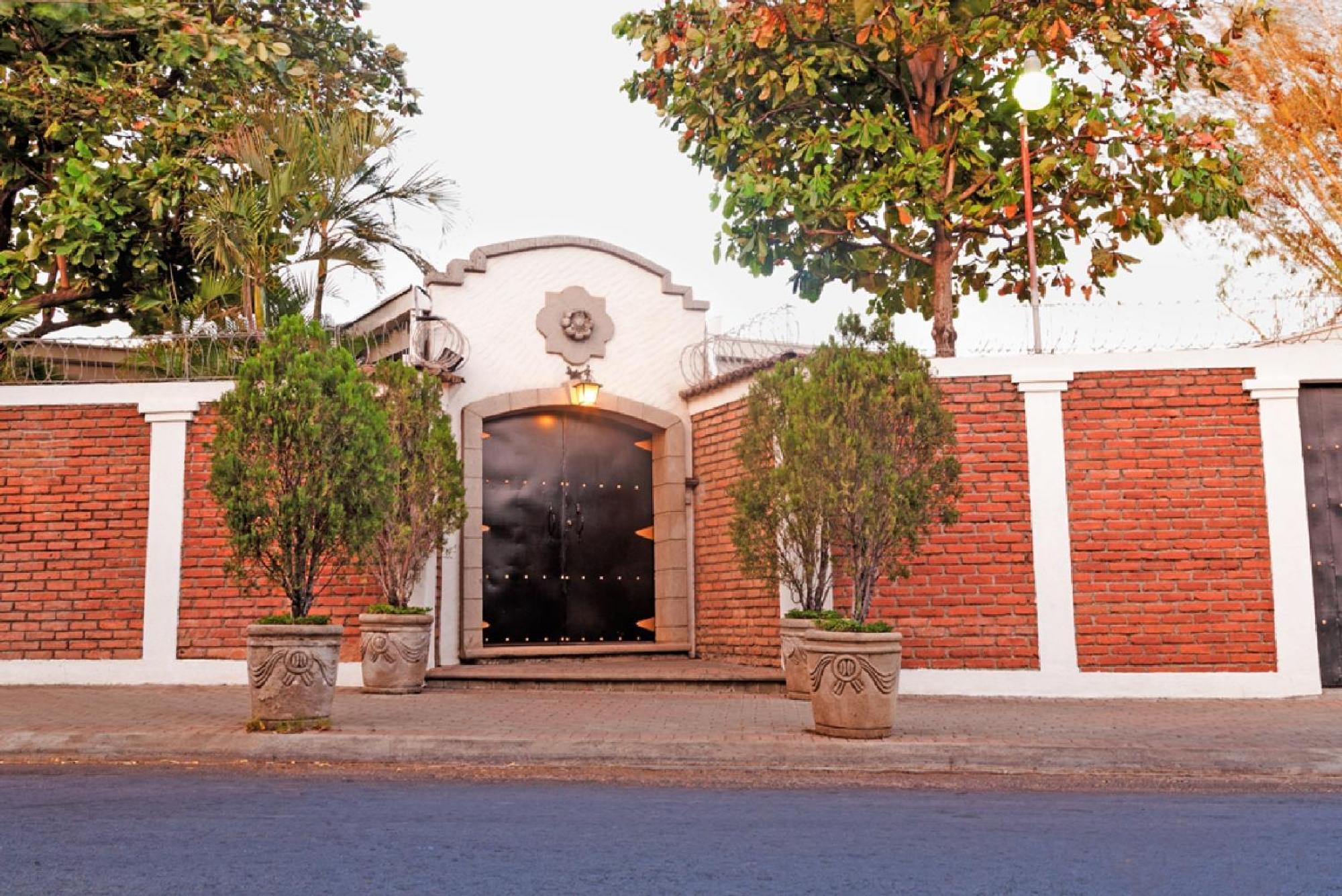 Hotel El Almendro Managua Luaran gambar